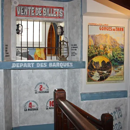 Des Bateliers La Malène