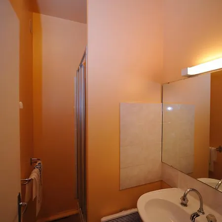 Hotel Des Bateliers 2*
